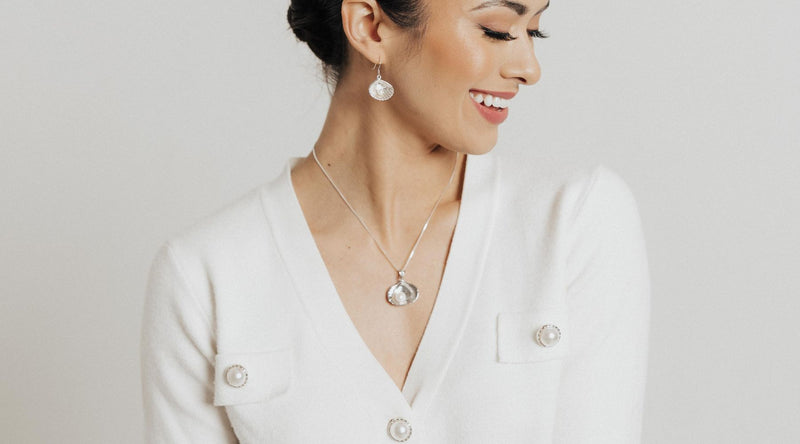 8 Modern Ways to Wear Pearls on Any Occasion