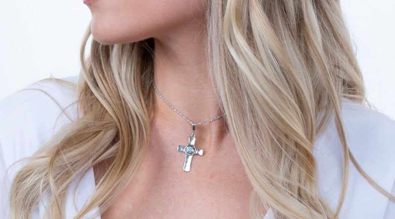 Easter Jewelry: Top 5 Reasons a Sterling Silver Cross is the Best Choice