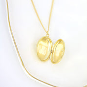 Crystal Collection Necklaces Roma Oval Locket Necklace (Gold)