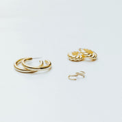 Grace Blooms Earrings Gold Tara Twist Earrings (Gold)