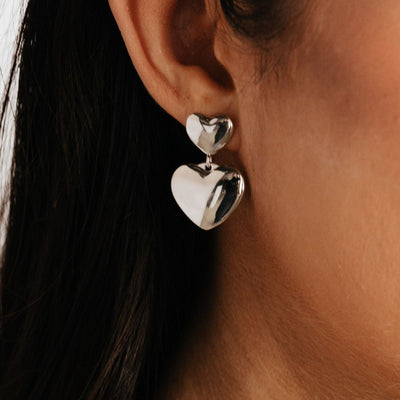 Grace Blooms Earrings Mabel Heart Earrings (Silver)