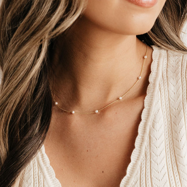 Grace Blooms Necklace Meg Station Necklace (Gold)