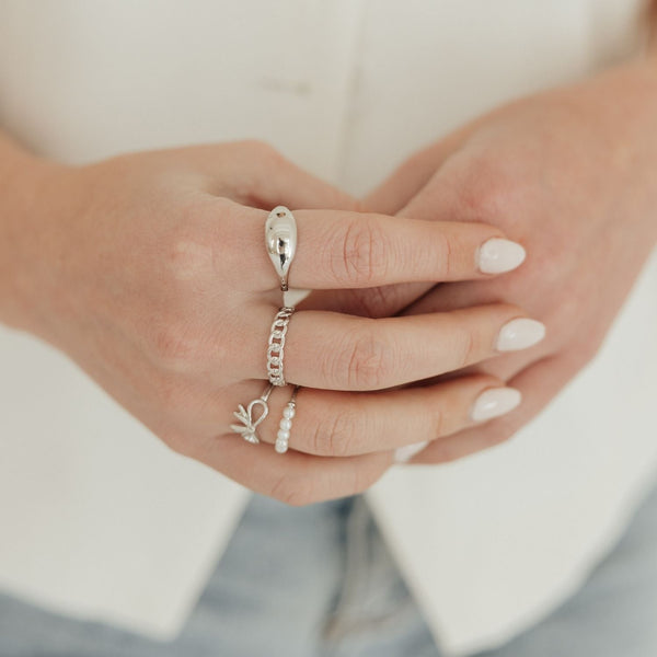 Grace Blooms Rings Luna Ring (Silver)