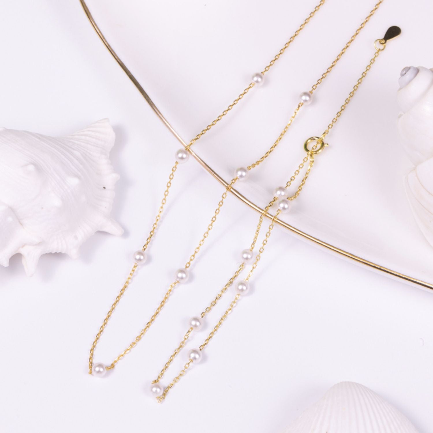 Designer deals dainty necklaces